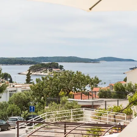 Mili Hvar Town