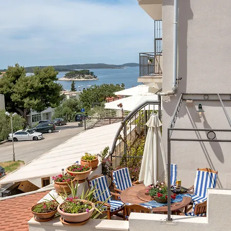Mili Hvar Town