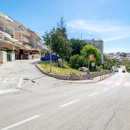 Mili Πανσιόν